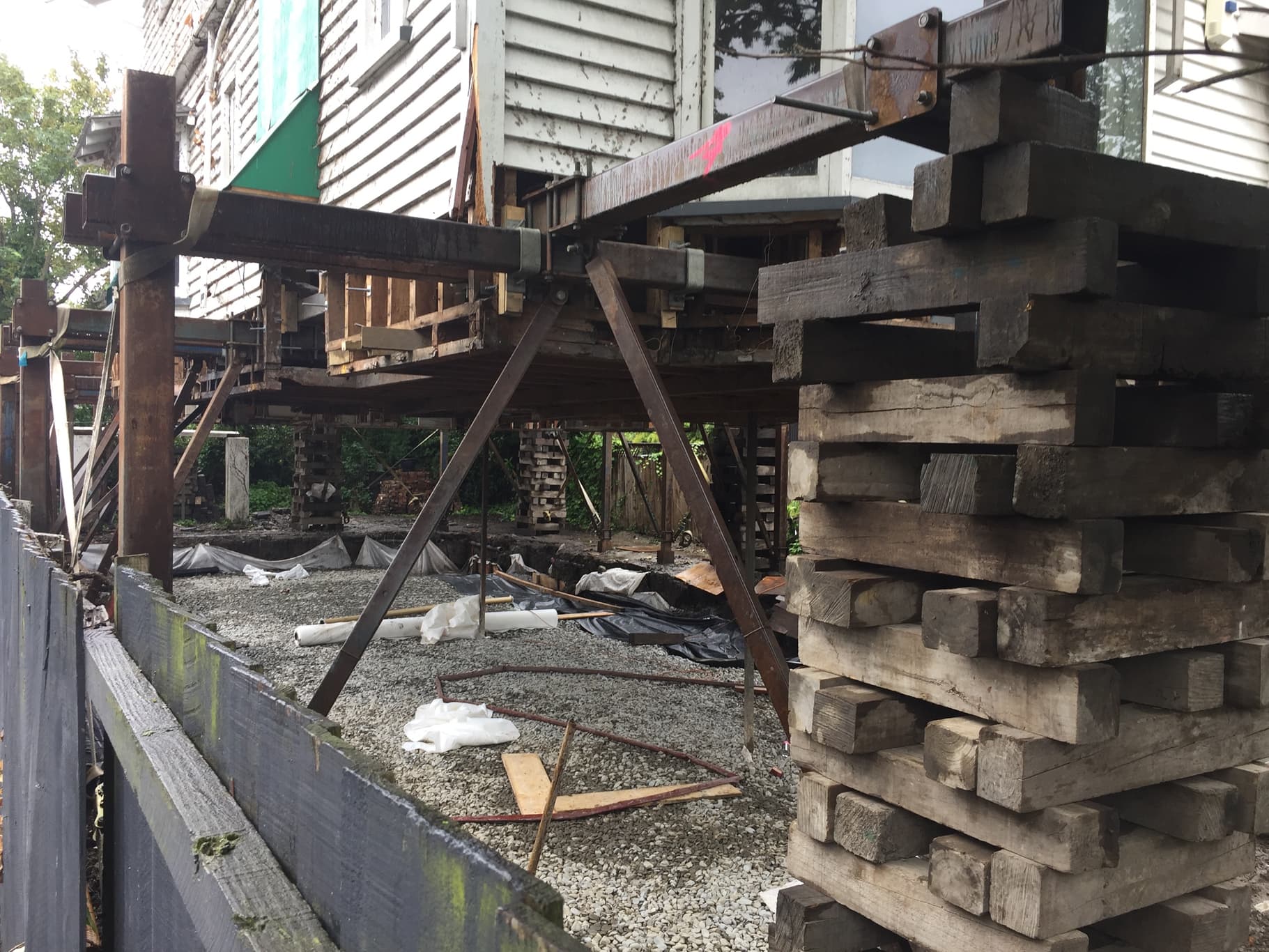 Canterbury house lifting service from Heritage House Relevellers