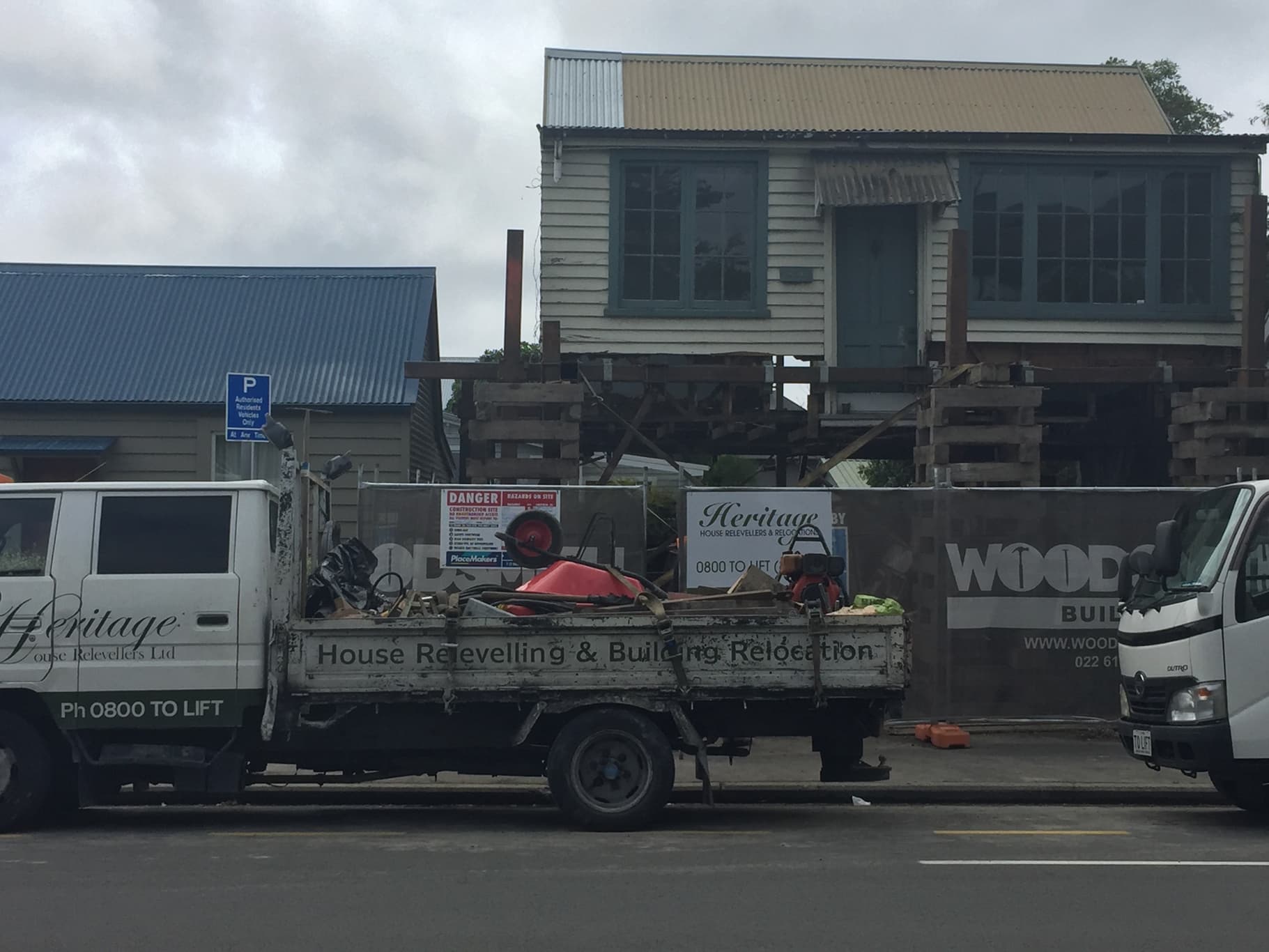 Canterbury house lifting service from Heritage House Relevellers