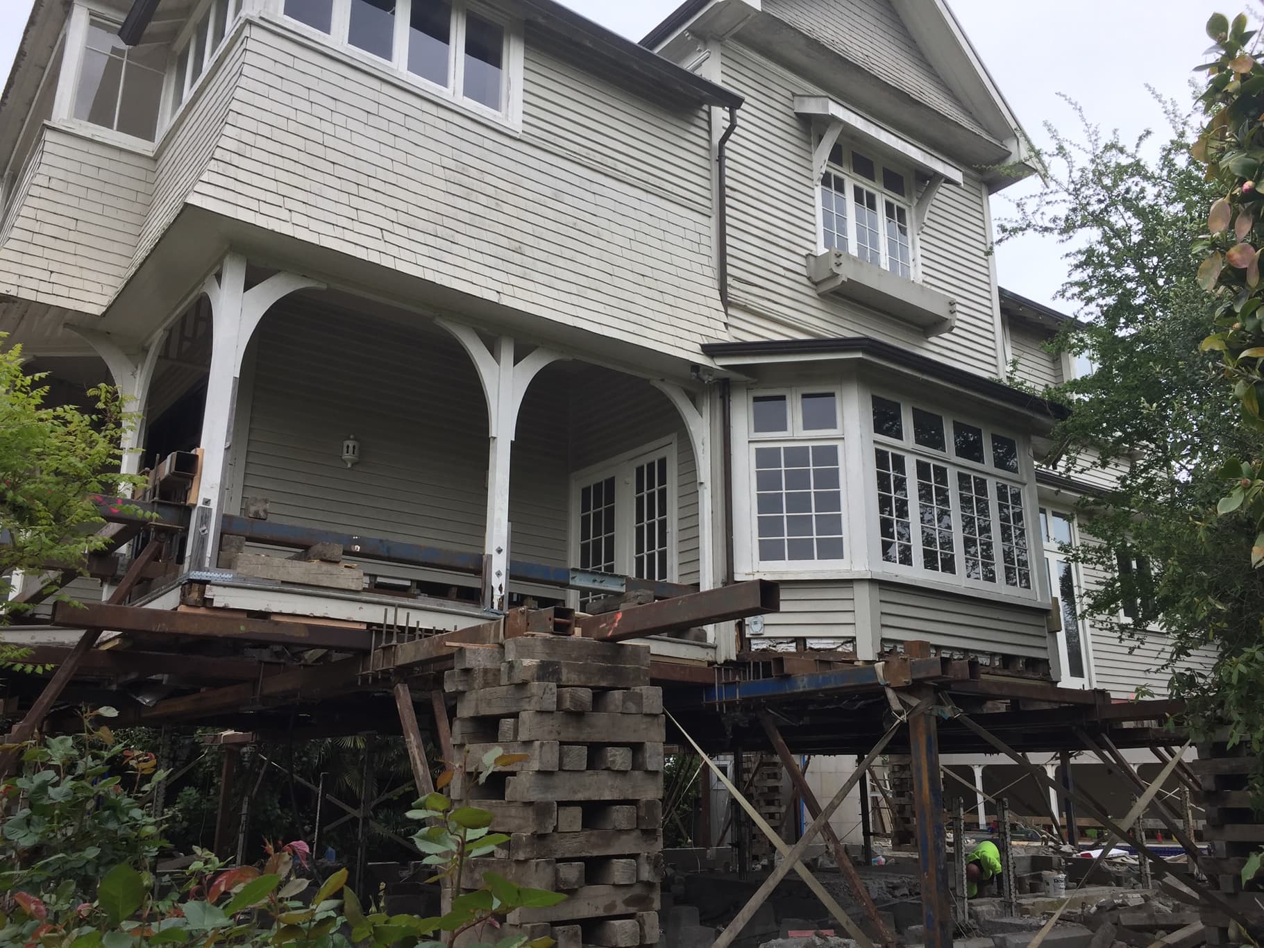 Herritage House Relevellers use the best house lifting methods for their house lifting service in Christchurch